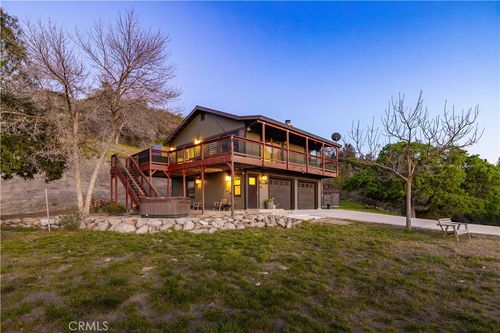 29801 Skyline Dr, Tehachapi, CA, 93561-8557 | Card Image