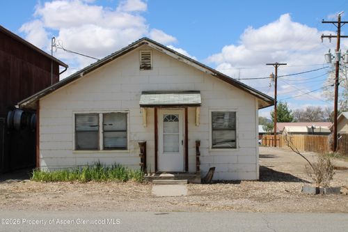302 W Main St, Rangely, CO, 81648-2625 | Card Image