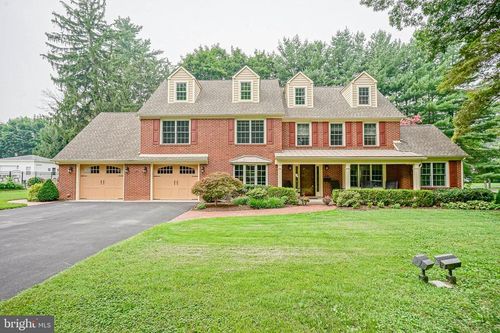 336 E Central Ave, Moorestown, NJ, 08057-3636 | Card Image