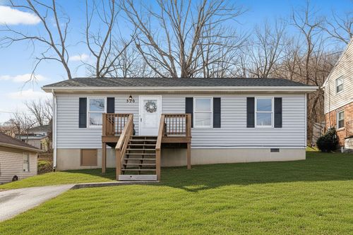 320 S Winchester Ave, Waynesboro, VA, 22980-5847 | Card Image