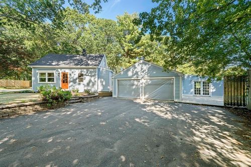 37 Malden Ave, Marshfield, MA, 02050-4601 | Card Image