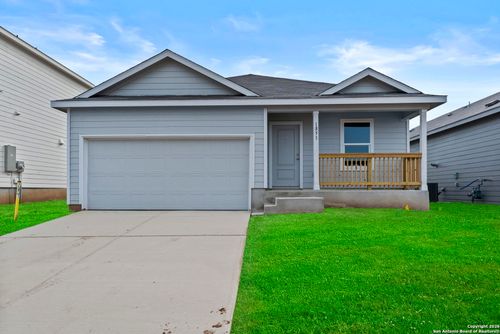 1851 Nuthatch Ridge, New Braunfels, TX, 78130 | Card Image