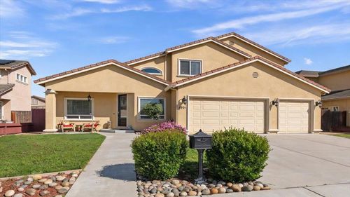 1901 Calistoga Dr, Hollister, CA, 95023 | Card Image