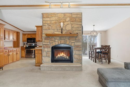 411 Rosabelle Ct, Grasston, MN, 55030 | Card Image