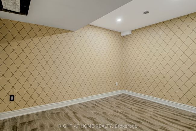 56 Gentle Fox Dr, House other with 6 bedrooms, 5 bathrooms and 2 parking in Caledon ON | Image 32