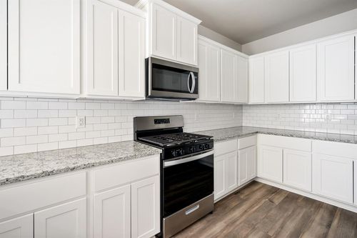 12720 Carrara Ln, Yukon, OK, 73099-9548 | Card Image