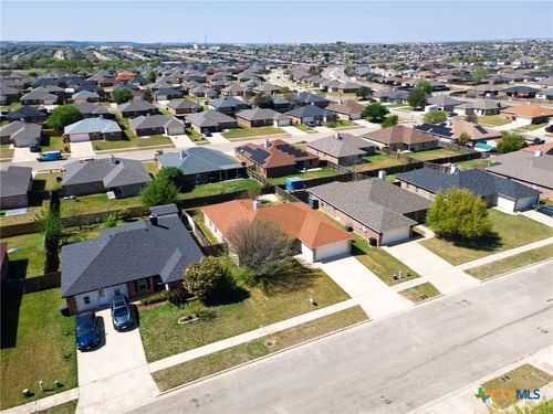 3809 Joshua Taylor Dr, Killeen, TX, 76549-5516 | Card Image
