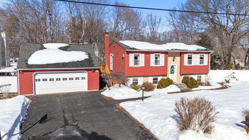 32 Rosewood Circle, Sanford, ME, 04083 | Card Image