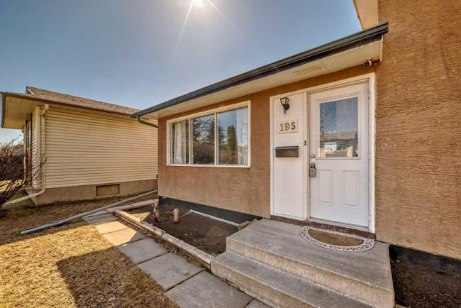 195 Pinecliff Way Ne, Home with 3 bedrooms, 2 bathrooms and 4 parking in Calgary AB | Image 45