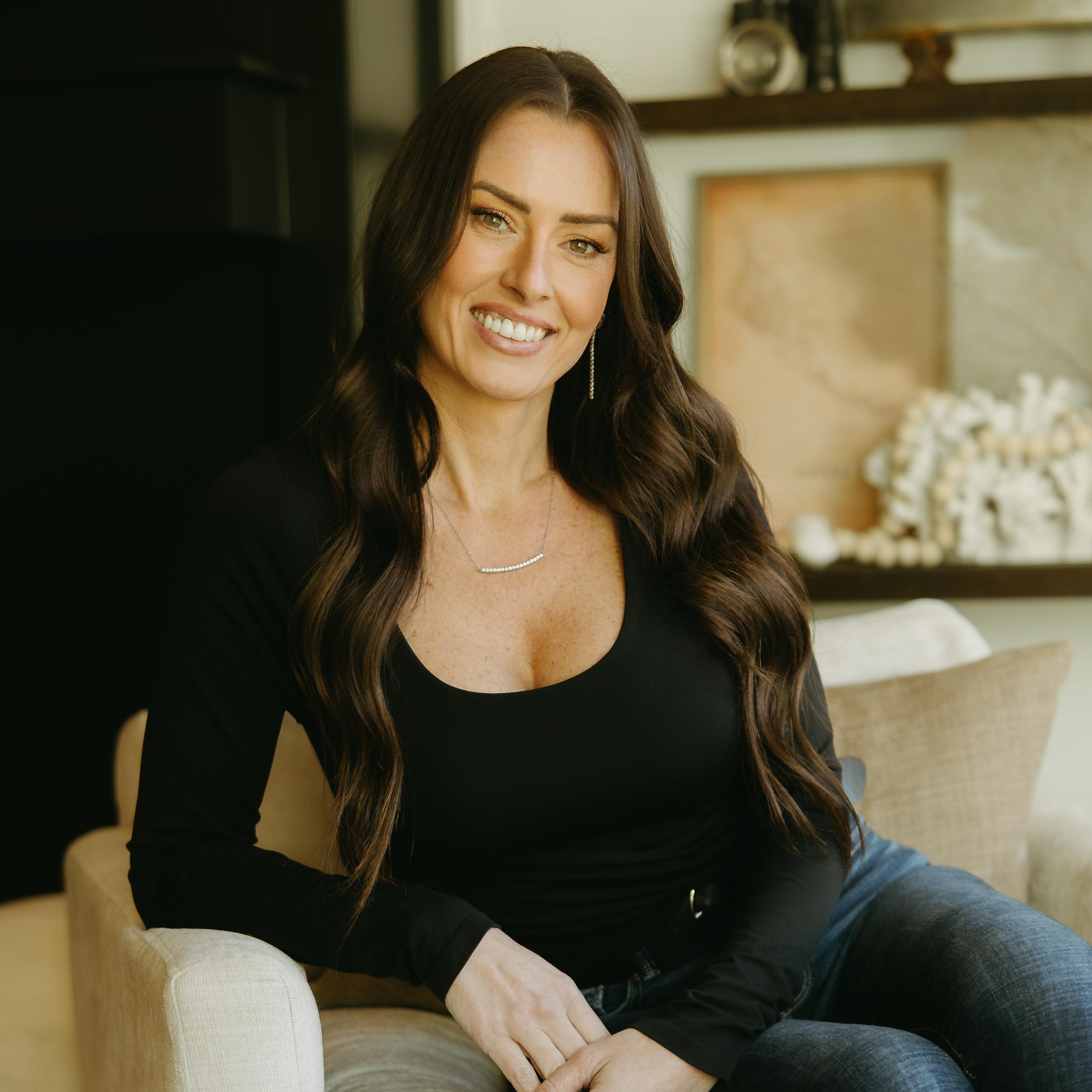 Vicki Lange