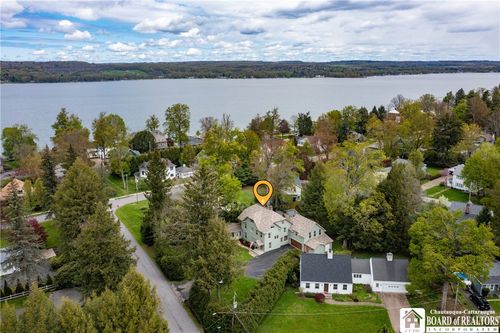 19 Winchester Rd, Lakewood, NY, 14750-1733 | Card Image