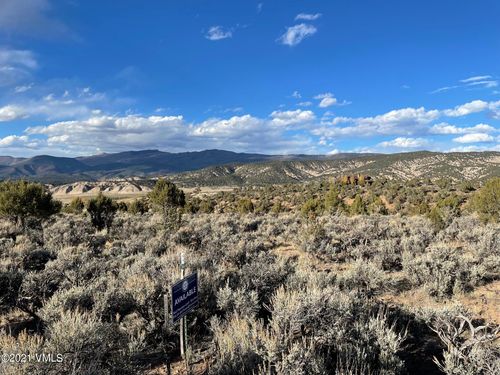 2770 E Haystacker Dr, Eagle, CO, 81631 | Card Image