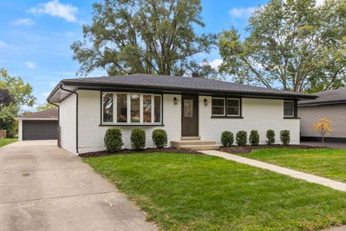 667 W Saint Aubin Drive, Addison, IL, 60101 | Card Image