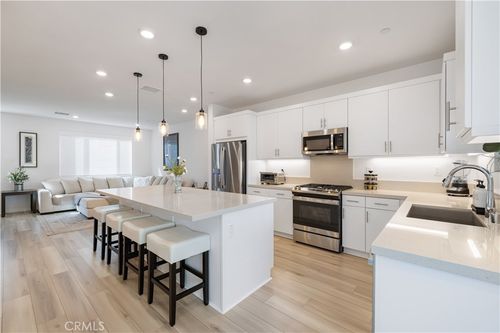 26976 Tanager Ln, Valencia, CA, 91381-2180 | Card Image