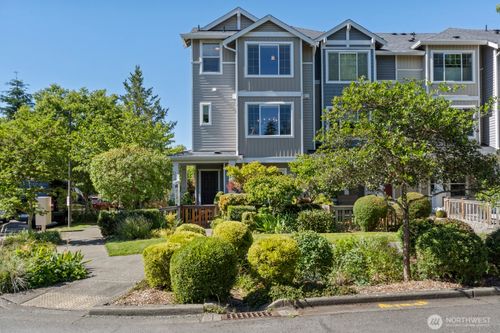 3020 Sw Morgan St, Seattle, WA, 98126-3161 | Card Image