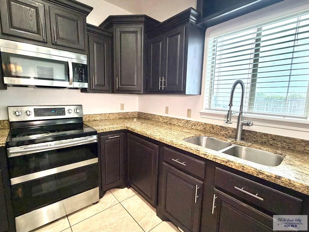 Residential in Brownsville 3