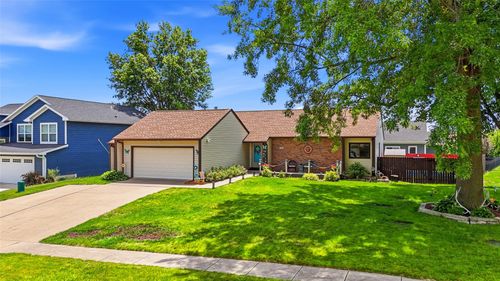 398 Sierra Trce, Coralville, IA, 52241-1194 | Card Image