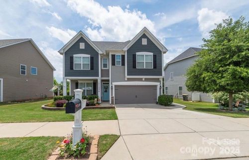 11054 Hat Creek Ln, Davidson, NC, 28036-9606 | Card Image