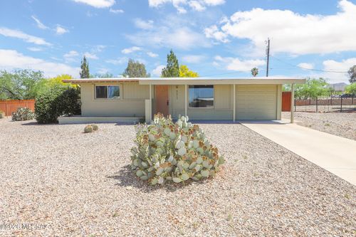 351 S Holcomb Place, Vail, AZ, 85641 | Card Image