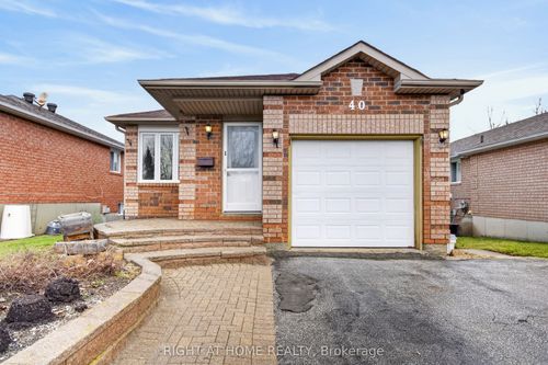 40 Arthur Ave, Barrie, ON, L4M6H4 | Card Image