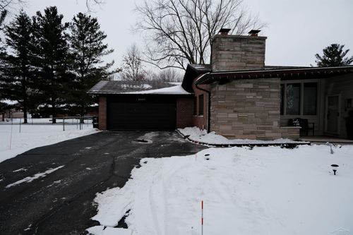 3869 N. Hartford Drive, Saginaw Charter Township, MI, 48603 | Card Image