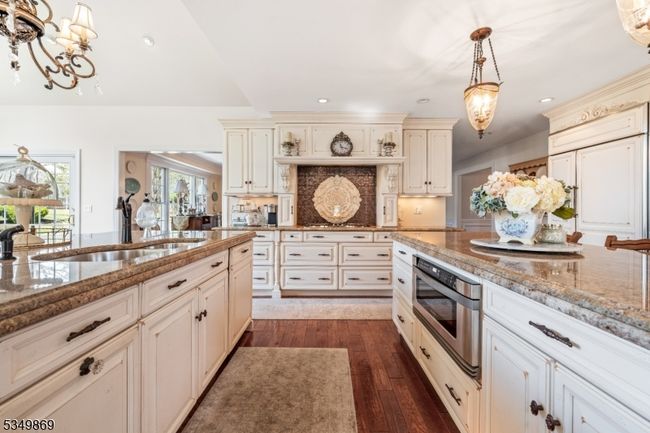5 Hidden Ln, House other with 5 bedrooms, 3 bathrooms and null parking in Branchburg NJ | Image 6