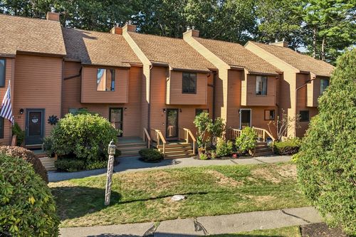 92-92 Dunvegan Woods, Hampton, NH, 03842-2387 | Card Image