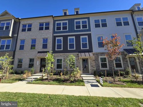 220 Chianti Ter Se, LEESBURG, VA, 20175-4883 | Card Image