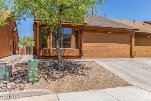 2001 E Calle Arroyo Lindo, Tucson, AZ, 85706-5049 | Card Image
