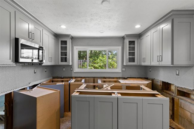 163 Barbados Ave, House other with 4 bedrooms, 2 bathrooms and null parking in Tampa FL | Image 11