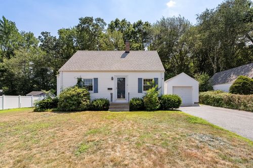 15 Indian Hill Rd, Arlington, MA, 02476-7002 | Card Image