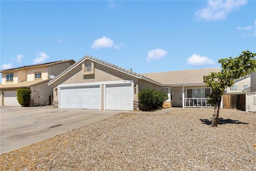 14334 Chamberlain, Victorville, CA, 92394 | Card Image