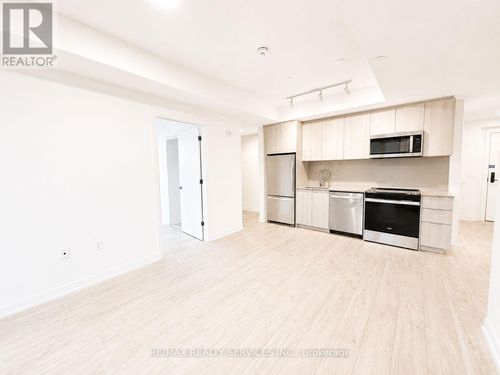 301-740 Whitlock Avenue, Milton (CB Cobban), ON, L9E2B6 | Card Image