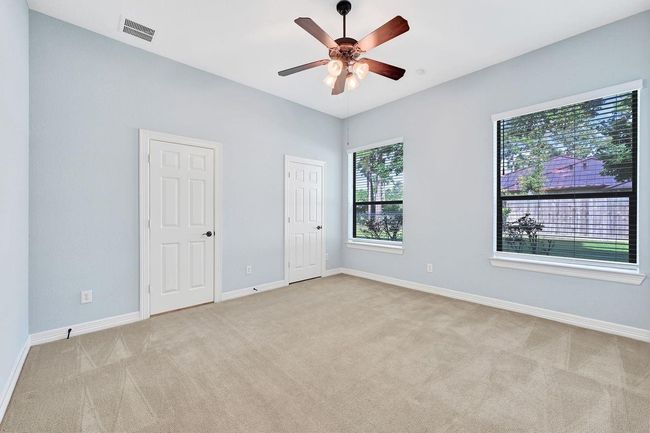 5011 Ontonagon Way, House other with 3 bedrooms, 5 bathrooms and 3 parking in Spring TX | Image 16