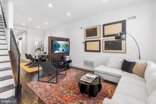 934 N 30th St, PHILADELPHIA, PA, 19130-1137 | Card Image