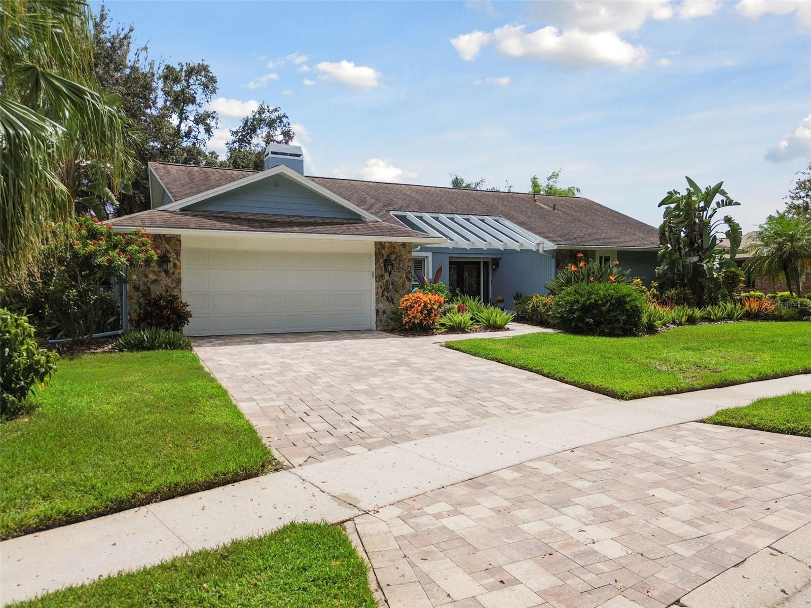 Palmdale Dr, Oldsmar, FL 34677