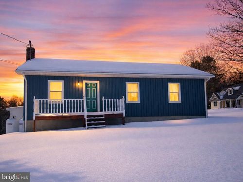 2134 Cemetery Rd, SEVEN VALLEYS, PA, 17360-8622 | Card Image