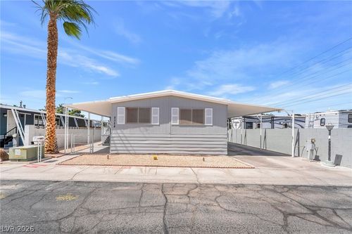 5358 Tupelo Ln, Las Vegas, NV, 89122-4041 | Card Image