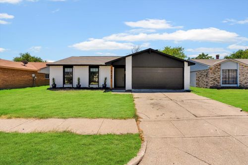 4108 Manzinita St, Fort Worth, TX, 76137-1425 | Card Image