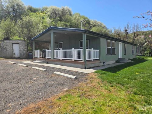 22122 Lapwai Rd, Lapwai, ID, 83540-6094 | Card Image