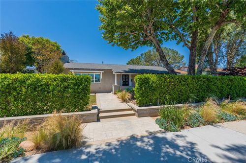 3923 Rose Ave, Long Beach, CA, 90807 | Card Image