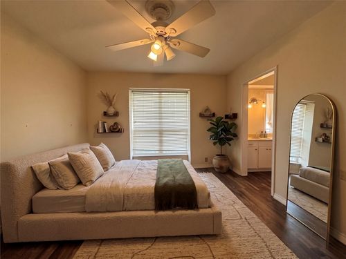 209-7830 Meadow Park Dr, Dallas, TX, 75230-4942 | Card Image