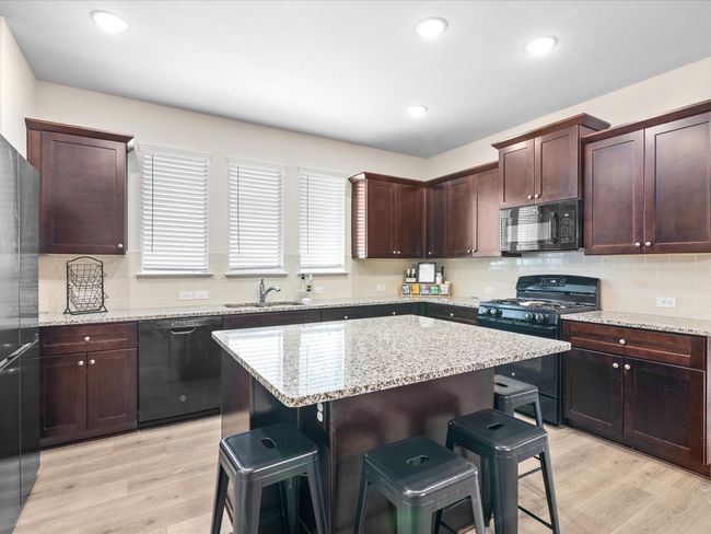 624 Hazeltine Rd, House other with 4 bedrooms, 3 bathrooms and null parking in Red Oak TX | Image 9