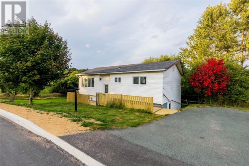 4 Av Rectory, Spaniards Bay, NL, A0A3X0 | Card Image