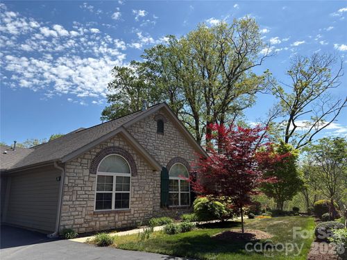 36 Craggy Vista Dr, Swannanoa, NC, 28778-6213 | Card Image