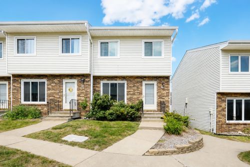 31-224 Holiday Cir, West Des Moines, IA, 50265-4265 | Card Image