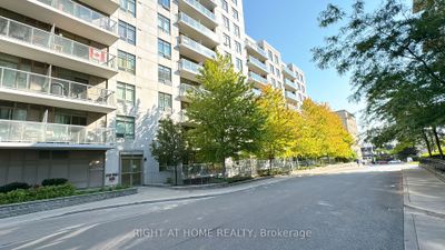 106 - 816 Lansdowne Ave, Condo with 2 bedrooms, 2 bathrooms and 1 parking in Toronto ON | Image 2