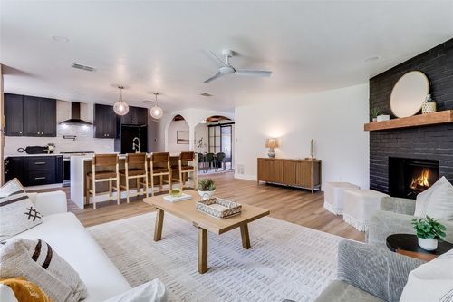 2402 Broken Oak Dr, Austin, TX, 78745-5902 | Card Image