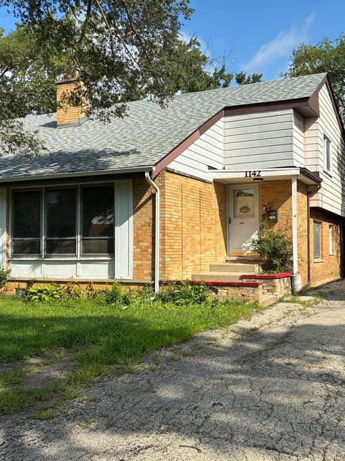1142 Brighton Pl, Glen Ellyn, IL, 60137-6024 | Card Image