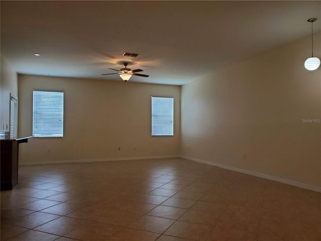 20214 Indian Rosewood Dr, Townhouse with 4 bedrooms, 3 bathrooms and null parking in TAMPA FL | Image 5